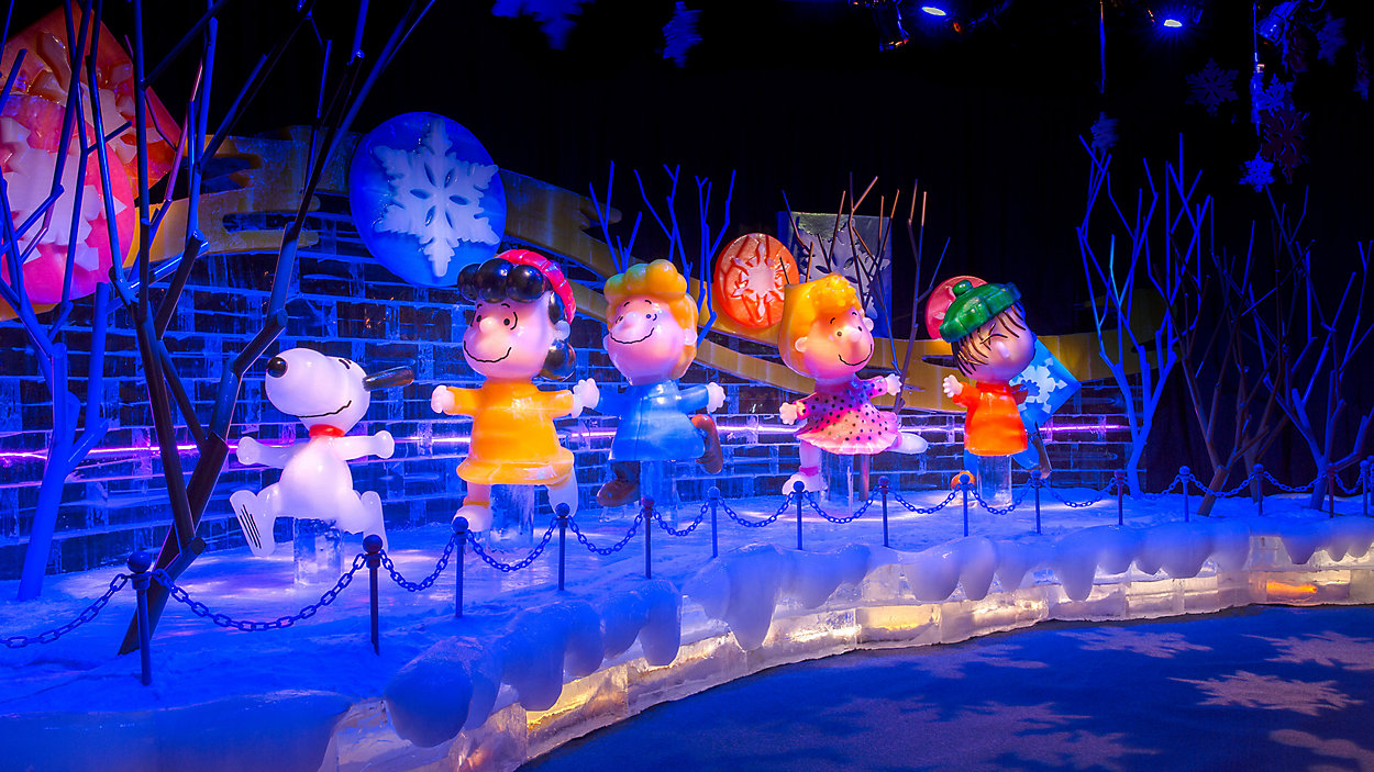 Charlie Brown ice sculptures at the Gaylord Palms ICE! attraction